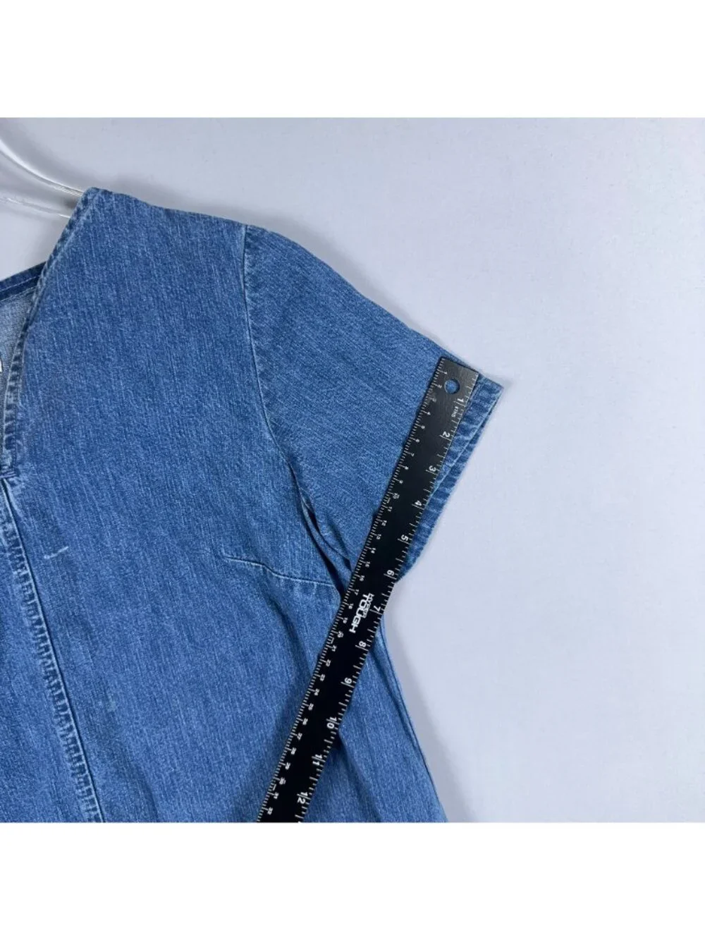 J. Crew Denim Dress Size 4 Petites V-Neck Shift Short Sleeve 100% Cotton Blue